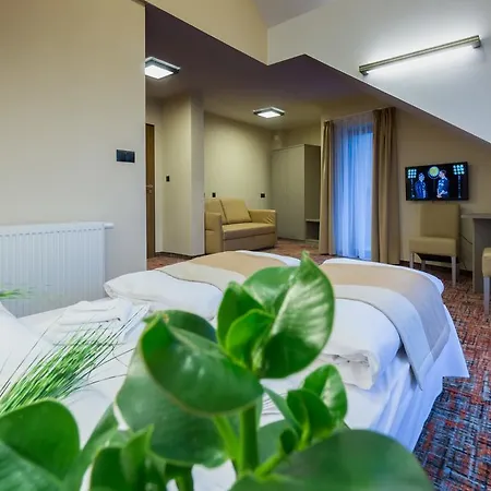 Kanion 3* Sklářská Poruba