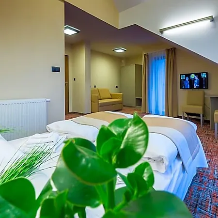 Kanion Bed & Breakfast 3*