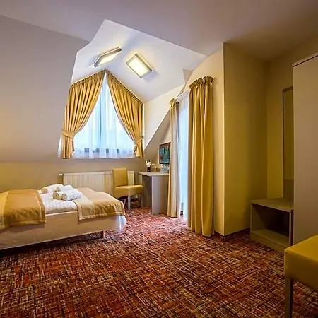 Kanion Bed & Breakfast 3*